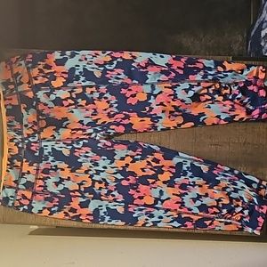 Small multicolor capri leggings